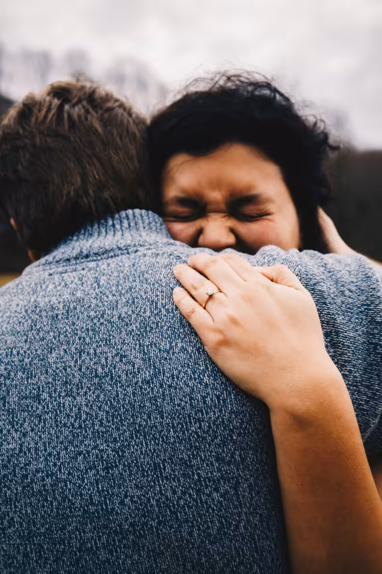 What You Need to Know About the Grieving Process & When to Get Help